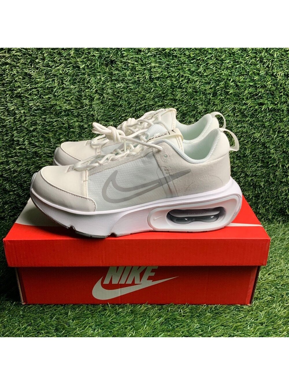 NEW Nike Air Max INTRLK White Grey Women’s Size 8